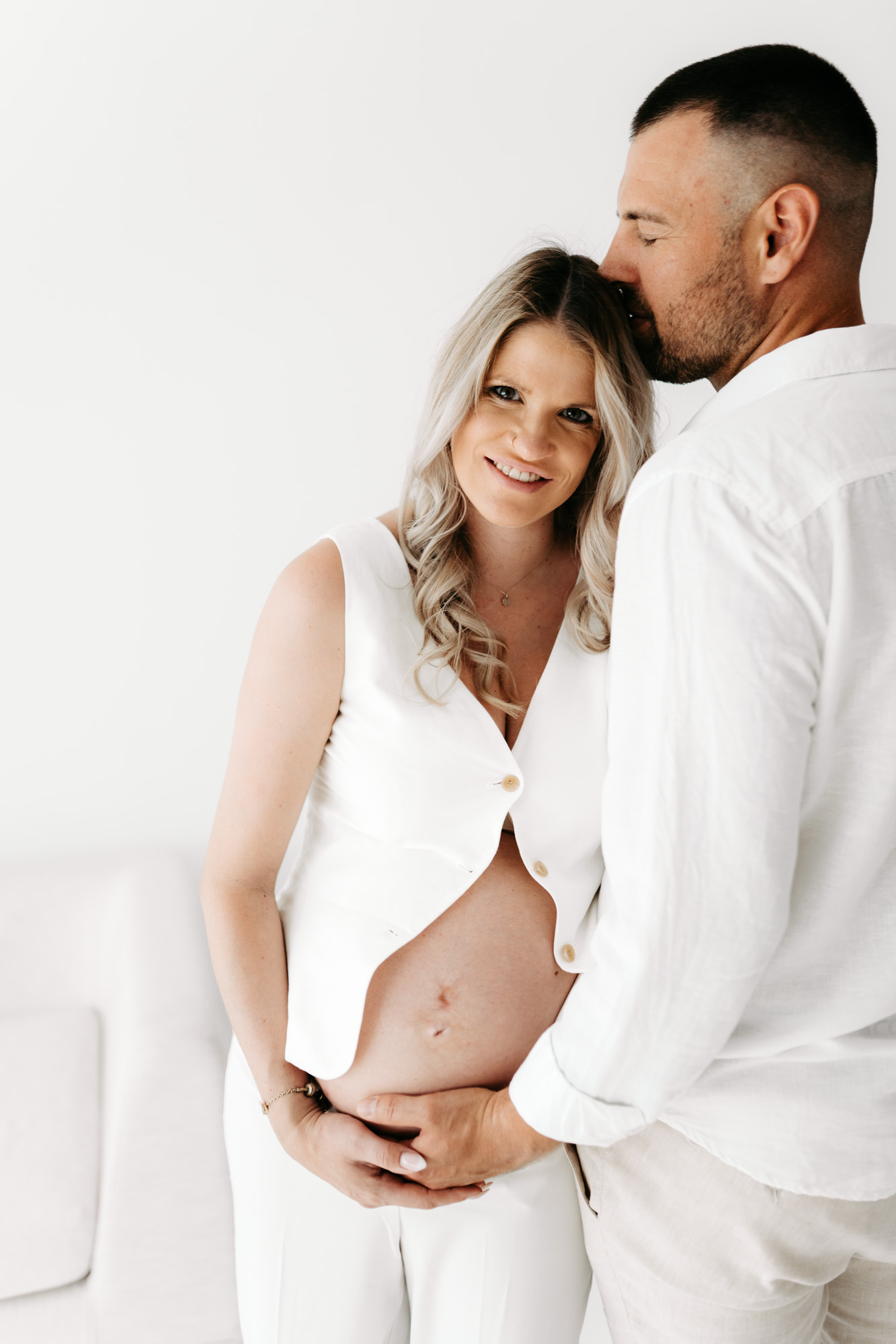 https://alina-schaetzel.de/wp-content/uploads/2026/07/Babybauchshooting-Ingolstadt-6.jpg
